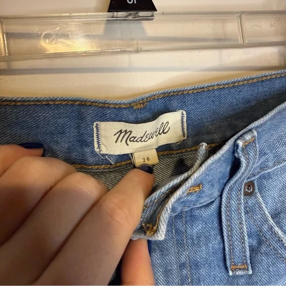 MADEWELL The Perfect Jean Short: Step-Hem Edition Odell Wash High Rise 26 - Picture 4 of 9
